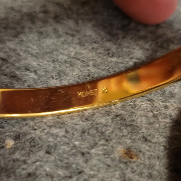 VINTAGE MONET BANGEL BRACELET - Picture 4 of 11